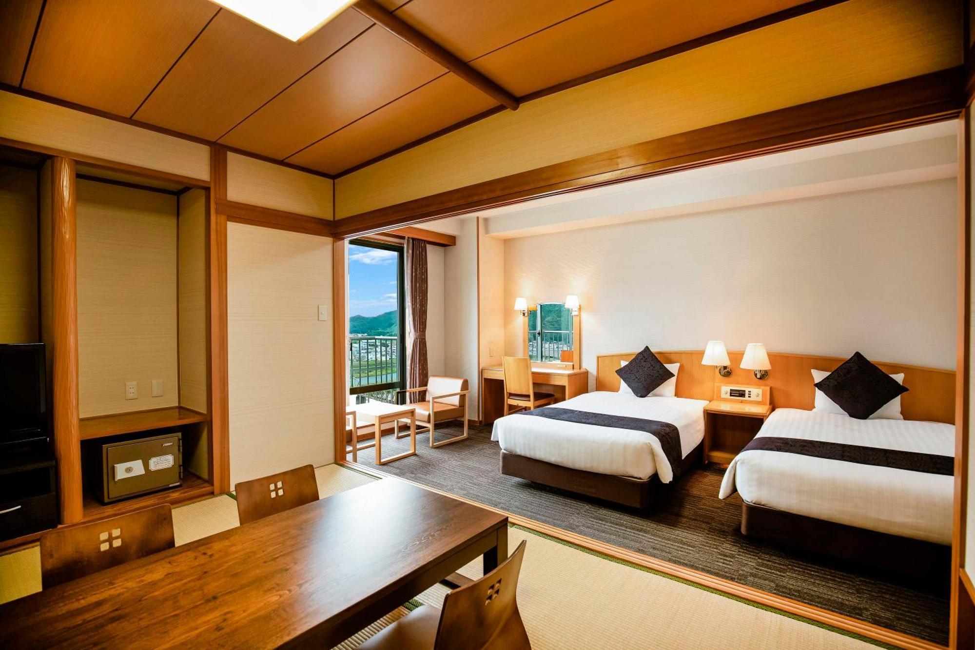 Kamenoi Hotel Kochi Ino Bagian luar foto